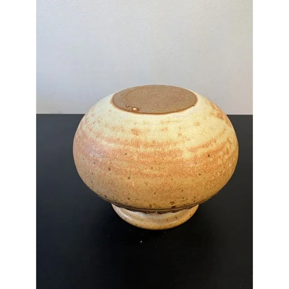 Studio Pottery Squat Vase Carved Band Speckled Ash Glaze Stamped Signed